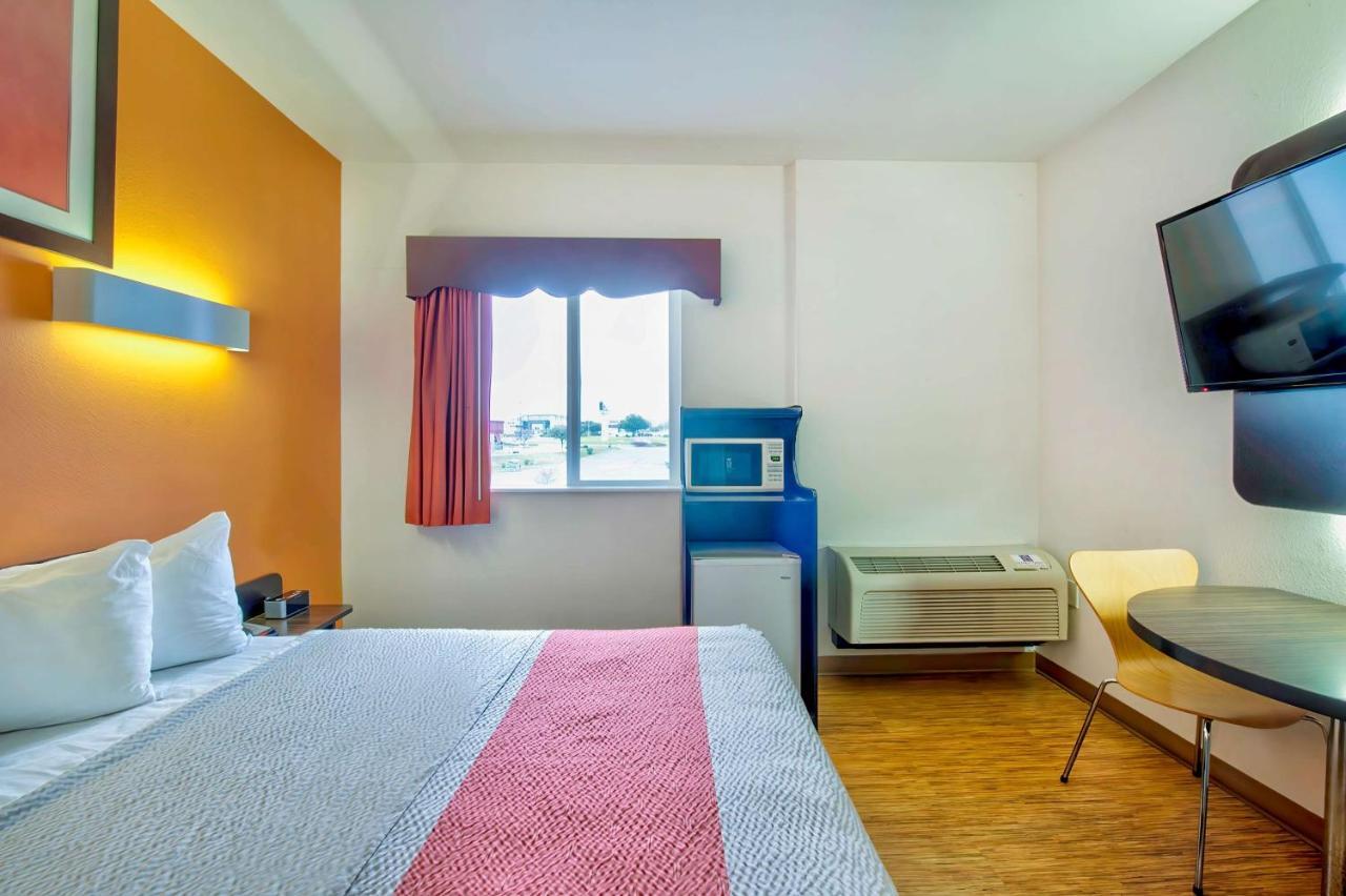 Motel 6-Eagle Pass, Tx - Lakeside ภายนอก รูปภาพ