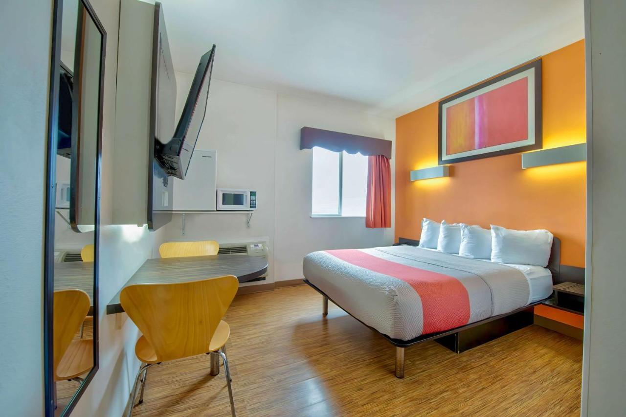 Motel 6-Eagle Pass, Tx - Lakeside ภายนอก รูปภาพ