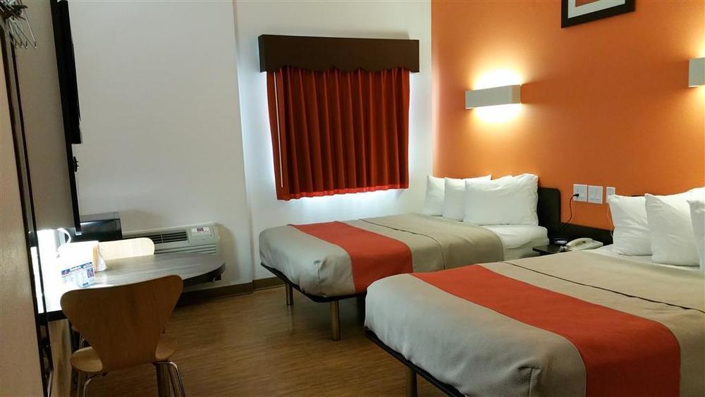Motel 6-Eagle Pass, Tx - Lakeside ห้อง รูปภาพ