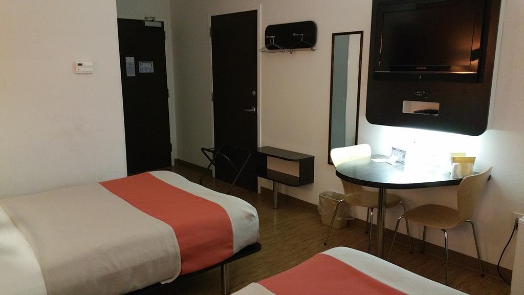 Motel 6-Eagle Pass, Tx - Lakeside ภายนอก รูปภาพ